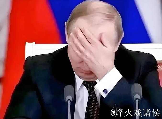 内维尔：卢克-肖需更具侵略性，他让队友陷入困境