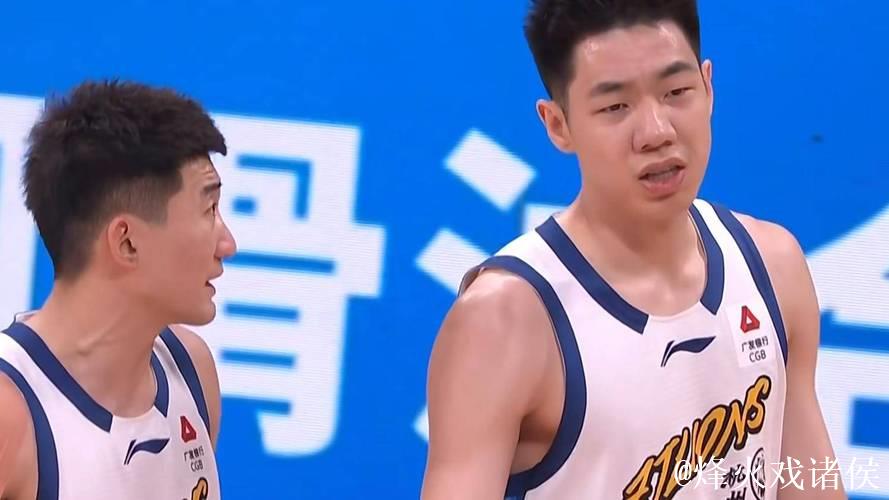 辽宁全面爆发!五人得分上双,16分横扫卫冕冠军制造CBA冷门 辽宁全面爆发!五人得分上双,16分横扫卫冕冠军制造CBA冷门