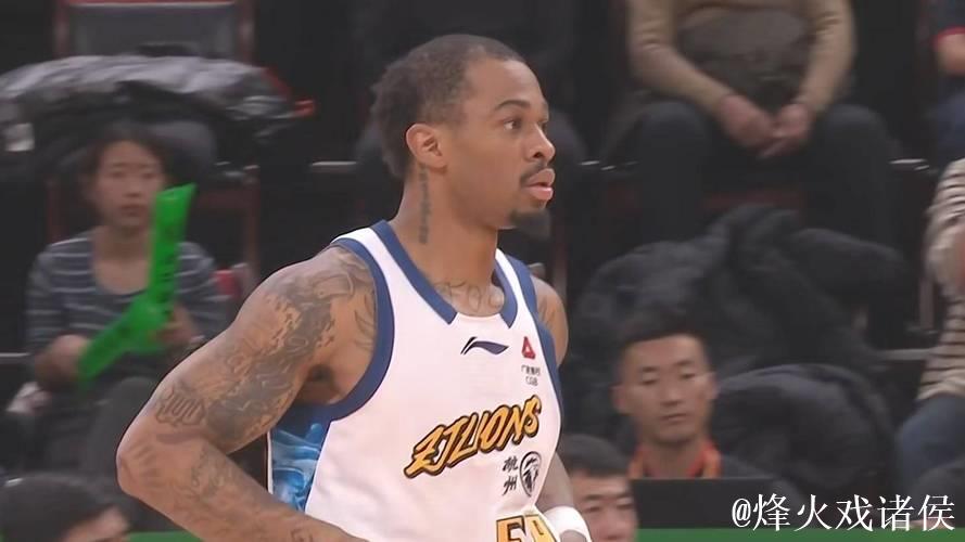 辽宁全面爆发!五人得分上双,16分横扫卫冕冠军制造CBA冷门 辽宁全面爆发!五人得分上双,16分横扫卫冕冠军制造CBA冷门